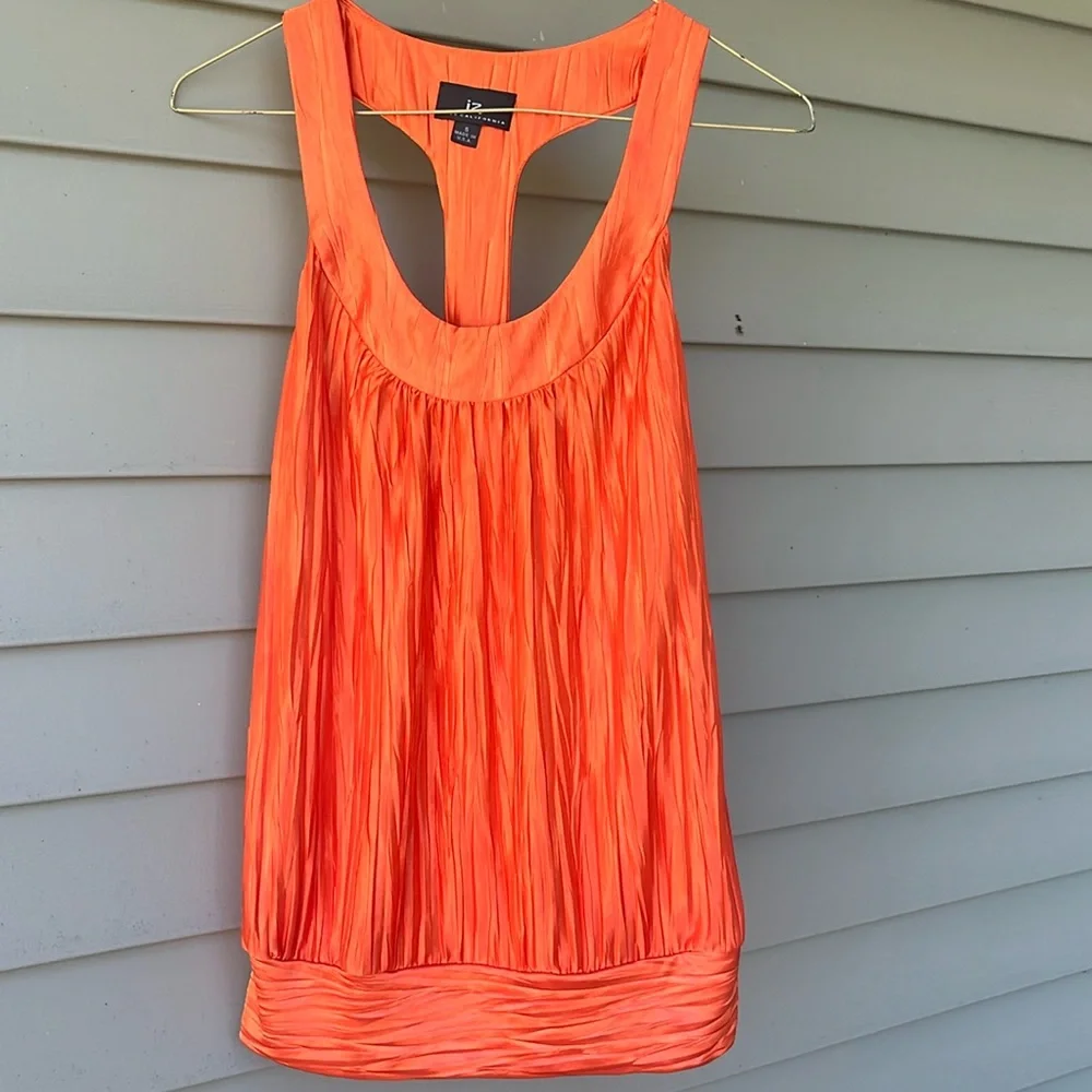 Gorgeous iz Byer California Bright orange dressy tank - Picture 1 of 12